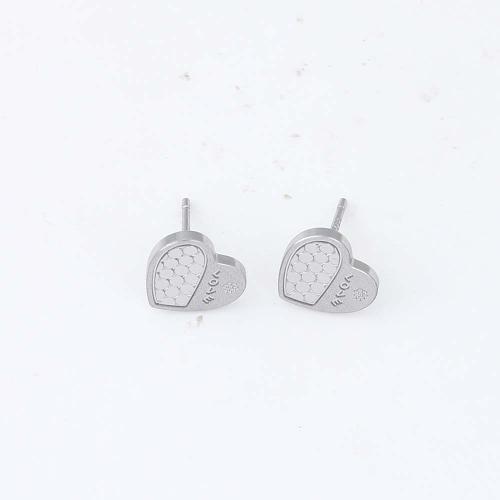 Brass Stud Earring Heart silver color plated for woman nickel lead & cadmium free Sold By Pair