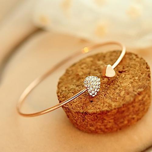 Zinc Alloy Bangle Smykker, Micro Pave cubic zirconia & for kvinde, flere farver til valg, Inner diameter: 6.2 cm, Solgt af PC