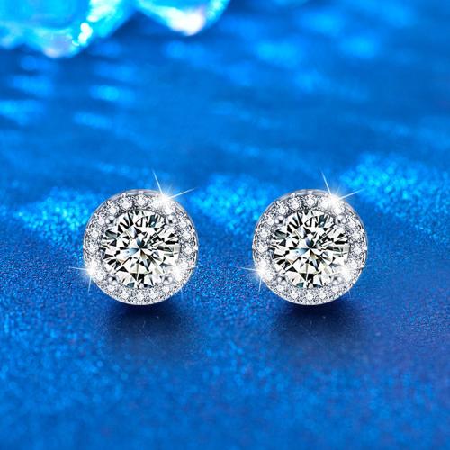 925 sterling silver Stud Earring, med Moissanite (på), Rund, platinerade, mode smycken & för kvinna, 7mm, Säljs av Par