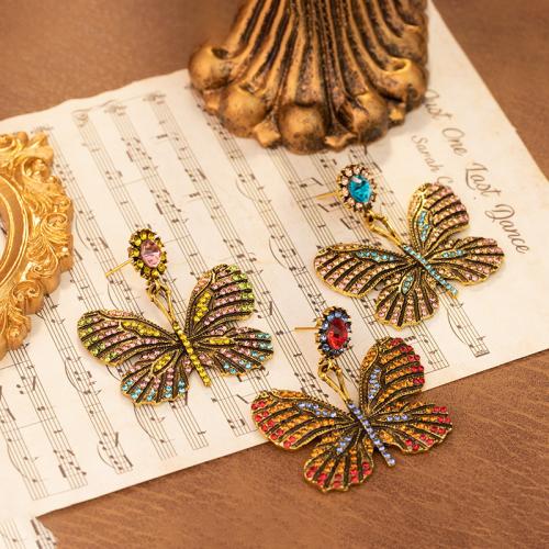 Pendientes de Aleación de Zinc, Mariposa, chapado en color dorado, Joyería & con diamantes de imitación, más colores para la opción, libre de níquel, plomo & cadmio, 48x51mm, Vendido por Par