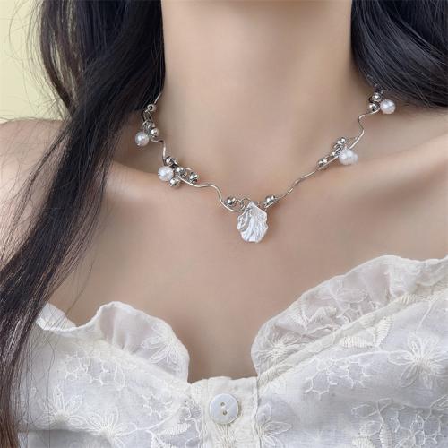 Collana in ottone, Lega di rame, with Perle di vetro & Shell Pearl, with 10CM extender chain, placcato, per la donna, argento, Lunghezza Appross. 35 cm, Venduto da PC