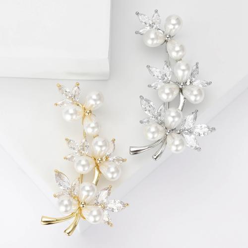 Plastic Pearl Brooch Brass with Plastic Pearl Flower plated fashion jewelry & micro pave cubic zirconia nickel lead & cadmium free Sold By PC