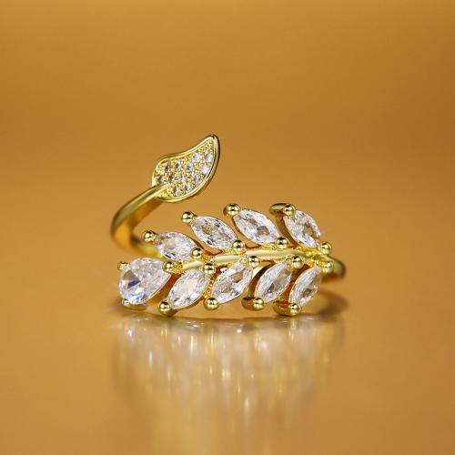 Kubieke Circonia Micro Pave Brass Ring, Messing, mode sieraden & micro pave zirconia & voor vrouw, gouden, Verkocht door PC