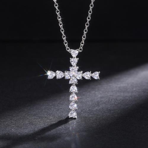 Collier en laiton cubique Zircon Micro Pave, croix, bijoux de mode & pavé de micro zircon & pour femme, 28mm, Longueur Environ 45 cm, Vendu par PC