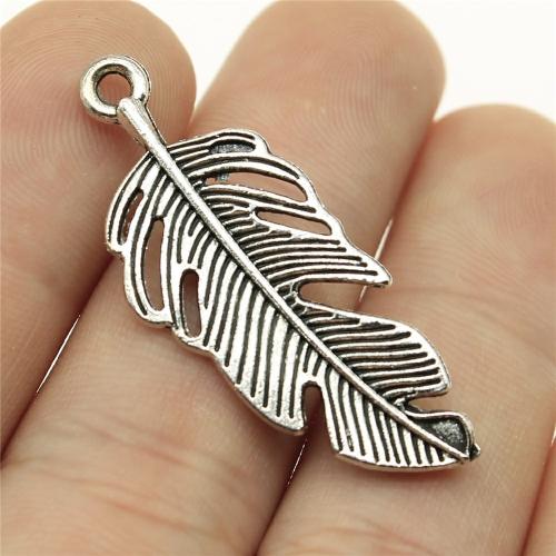 Pendentifs de Feather alliage zinc, alliage de zinc, forme de plume, Placage, DIY, plus de couleurs à choisir, 40x16mm, Vendu par PC