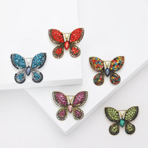 Zinc Alloy Brocher, Butterfly, forgyldt, for kvinde & med rhinestone, flere farver til valg, nikkel, bly & cadmium fri, Solgt af PC