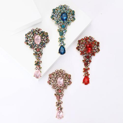 Zinc Alloy Brooches gold color plated for woman & with rhinestone nickel lead & cadmium free Sold By PC