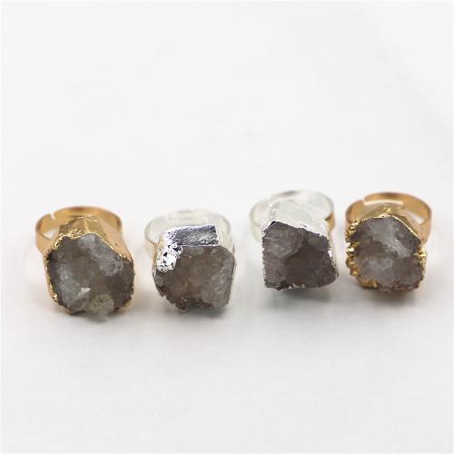 Agate fingerring, Messing, med Ice Quartz Agate, Uregelmæssig, forgyldt, Justerbar & Unisex, flere farver til valg, nikkel, bly & cadmium fri, stone:10-40x5mm,ring inside diameter:17-21mm, Solgt af PC