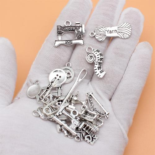 Zinc Alloy Pendants antique silver color plated DIY Sold By Bag