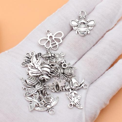 Sinc Alloy Pendants Ainmhithe, Bee, dath airgid antique plátáilte, DIY, 16PC/Mála, Díolta De réir Mála