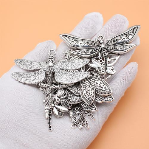 Sinc Alloy Pendants Ainmhithe, Dragonfly, dath airgid antique plátáilte, DIY, 30PC/Mála, Díolta De réir Mála