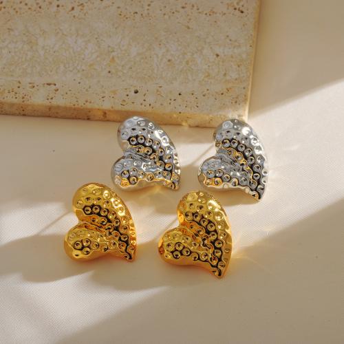 Brass Stud Earring Heart plated fashion jewelry nickel lead & cadmium free Sold By Pair