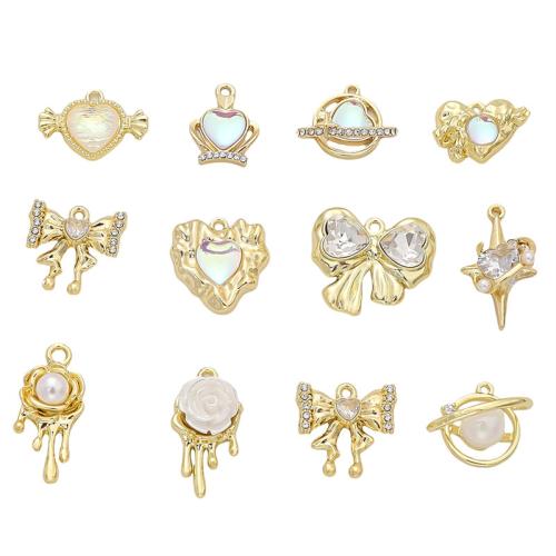 Zinc Alloy Pendants with Plastic Pearl & Acrylic plated DIY & micro pave cubic zirconia Sold By PC