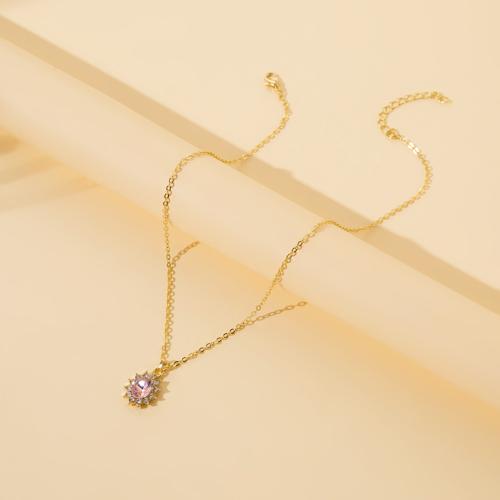 Zinc Alloy Jewelry Necklace with 4.5cm extender chain gold color plated fashion jewelry & with rhinestone nickel lead & cadmium free Length 41 cm Sold By PC