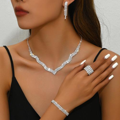 Sárgaréz Jewelry Set, galvanizált, különböző stílusokat a választás & a nő & strasszos, ezüst, Által értékesített Set