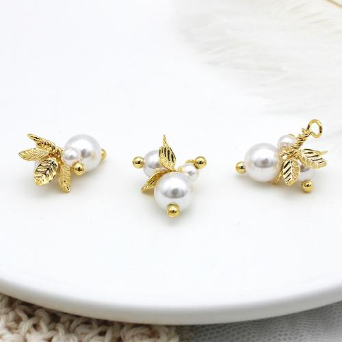 Brass Jewelry Pendants with Plastic Pearl plated DIY golden Sold By PC