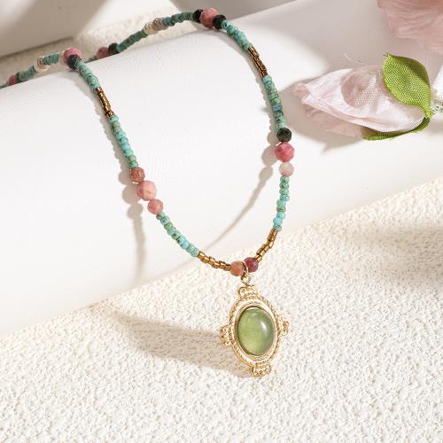 Seed verre collier de perles, Seedbead, avec aventurine vert & laiton, Placage de couleur d'or, pour femme, couleurs mélangées, protéger l'environnement, sans nickel, plomb et cadmium, Longueur 60 cm, Vendu par PC