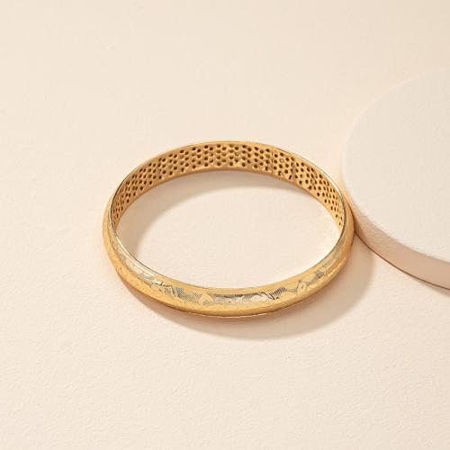 Zinc Alloy Bangle fashion jewelry & for woman golden Inner Approx 60mm Sold By PC