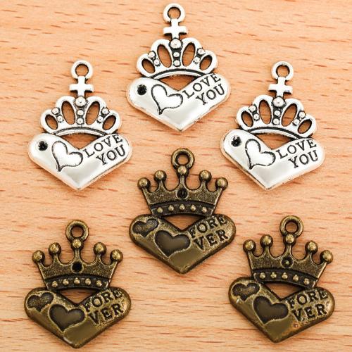 Sinc Alloy Crown Pendants, plátáilte, DIY, dathanna níos mó le haghaidh rogha, 23x18mm, Díolta De réir PC