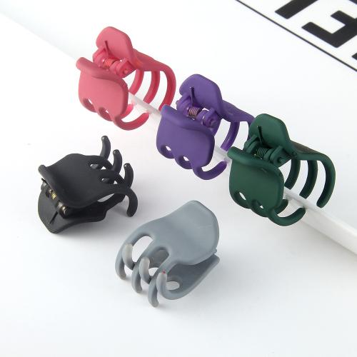 Hair Claw Clips Acrylic fashion jewelry Sold By PC