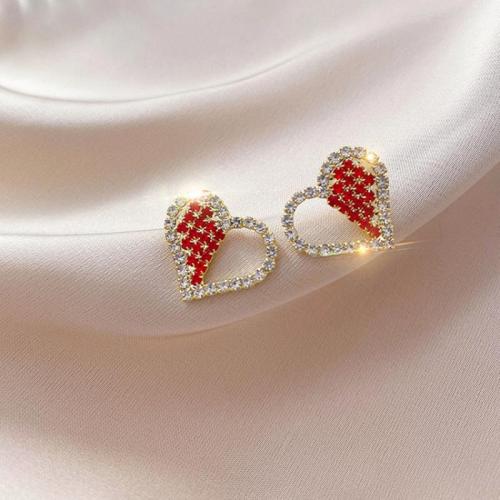 Zinc Alloy Stud Earring Heart fashion jewelry & for woman & with rhinestone Sold By Pair