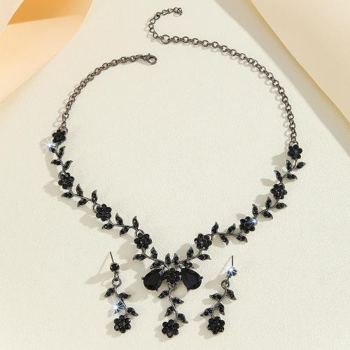 Zinc Alloy Jewelry Sets, earring & necklace, 2 pieces & for woman & with rhinestone, more colors for choice, Sold By Set