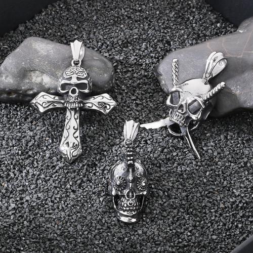 Roestvrij staal Skull Hangers, 304 roestvrij staal, Schedel, verschillende stijlen voor de keuze & voor de mens, meer kleuren voor de keuze, Verkocht door PC