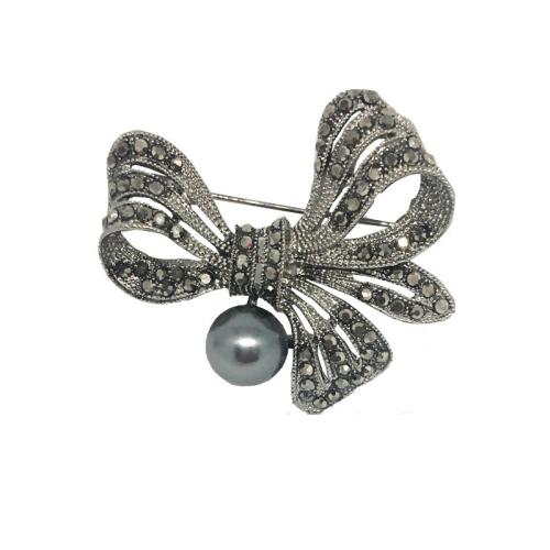 Zinc Alloy Brocher, med Plastic Pearl, Bowknot, forgyldt, for kvinde & med rhinestone, plumbum sort, Solgt af PC