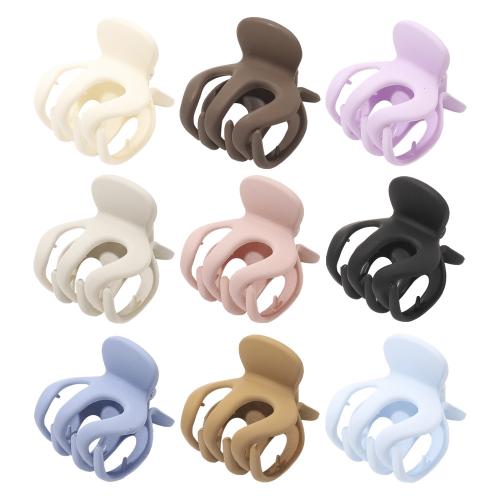 Hair Claw Clips Plastic handmade for woman Sold By PC