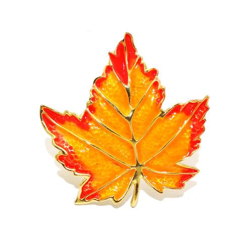 Zinc Alloy Napkin Ring Maple Leaf gold color plated & enamel nickel lead & cadmium free Sold By PC