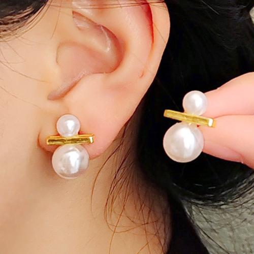 Zinc Alloy Stud Earring with Plastic Pearl gold color plated fashion jewelry white nickel lead & cadmium free Sold By Pair