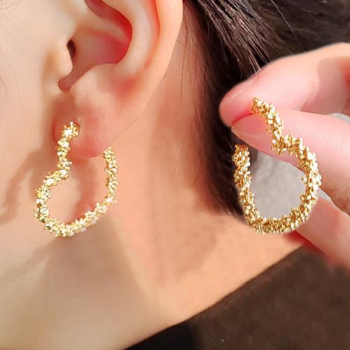 Zinc Alloy Stud Earring Heart gold color plated fashion jewelry golden nickel lead & cadmium free Sold By Pair