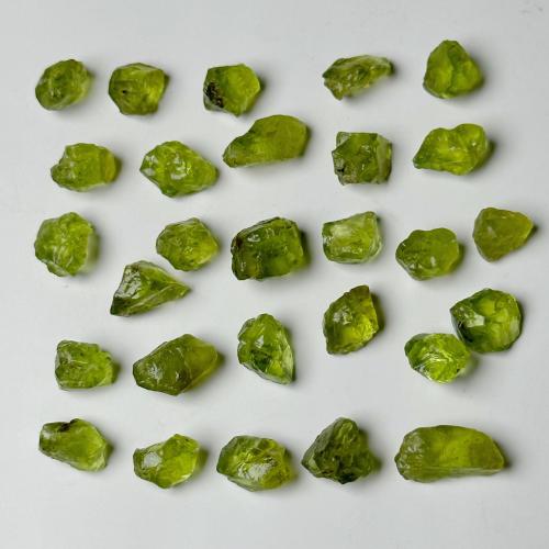 Gemstone Jewelry Beads Peridot Stone DIY The length is about 8-12mm Sold By PC