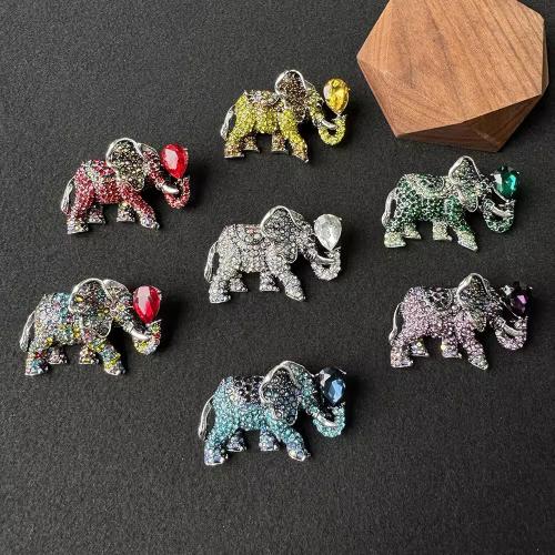 Zinc Alloy Brocher, Elephant, forgyldt, mode smykker & med rhinestone, flere farver til valg, nikkel, bly & cadmium fri, 55x37mm, Solgt af PC