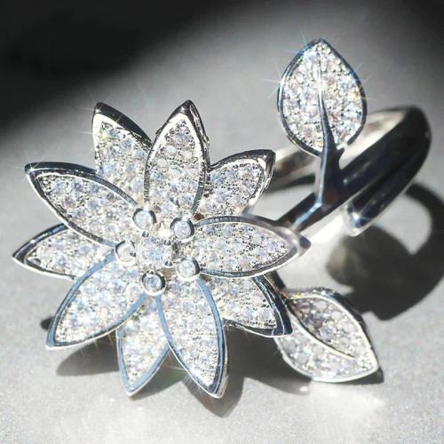 Kubisk Circonia Micro bane messing Ring, Flower, forskellig størrelse for valg & Micro Pave cubic zirconia & for kvinde, Solgt af PC