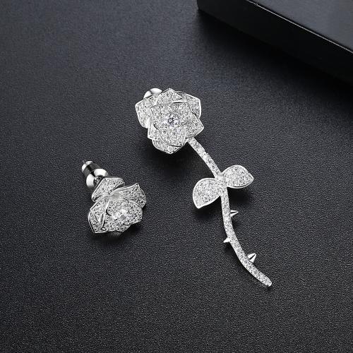 Messing Asymmetriske Stud Øreringe, Flower, platineret, Micro Pave cubic zirconia & for kvinde, Solgt af par