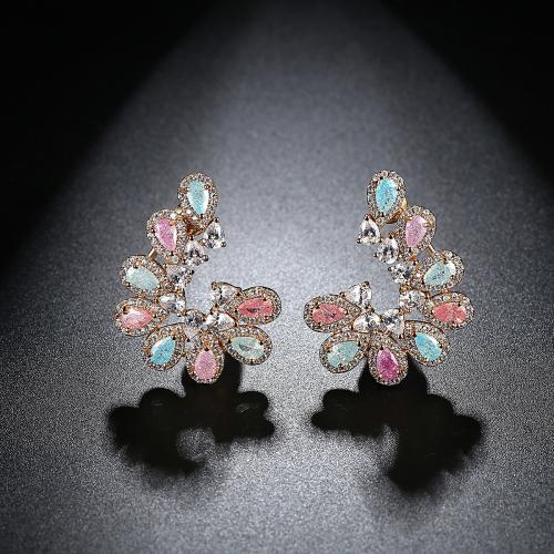 Mässing Stud Earring, guldfärg pläterade, micro bana cubic zirconia & för kvinna, 24x31mm, Säljs av Par