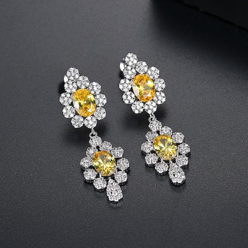 Messing Drop Earring, Flower, platineret, Micro Pave cubic zirconia & for kvinde, flere farver til valg, 13x41mm, Solgt af par