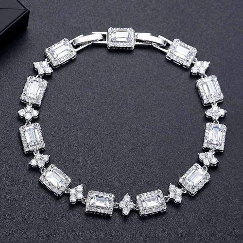 laiton bracelet, Motif géométrique, Plaqué de platine, pavé de micro zircon & pour femme, Longueur Environ 7.5 pouce, Vendu par PC