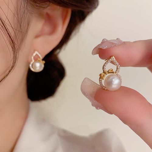 Boucles d'oreilles en laiton zircon cubique pavent, avec perle d'eau douce cultivée, Plaqué d'or, pavé de micro zircon & pour femme, Or, 17x12mm, Vendu par paire