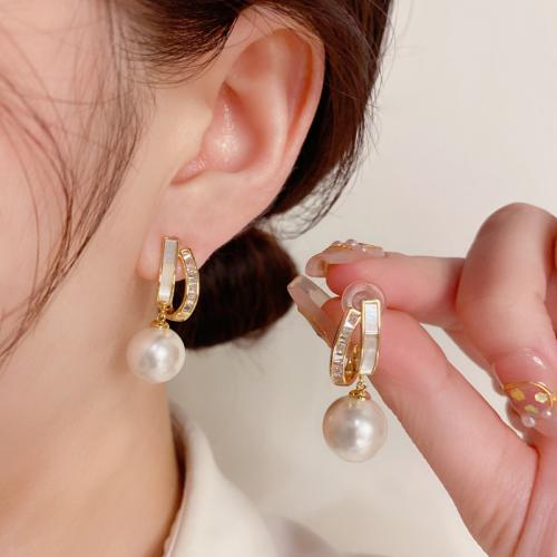 Ciúbach Zirconia Micrimhilseogra réiteodh Earring Prás, le Shell & Pearl Plaisteacha, óir fíor plated, micrea réiteach zirconia ciúbach & do bhean, óir, 30x14mm, Díolta De réir Péire