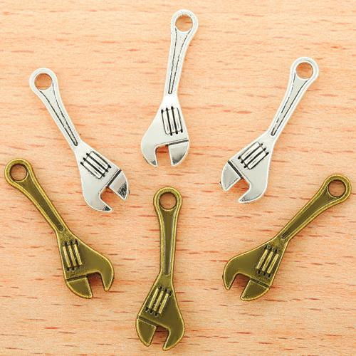 Zinc Alloy Tool Pendler, Wrench, forgyldt, du kan DIY, flere farver til valg, 24x7mm, 100pc'er/Bag, Solgt af Bag