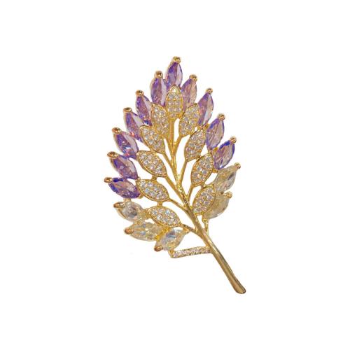 Broche bijoux de mode, laiton, feuille, Plaqué d'or, pavé de micro zircon & pour femme, Or, 54x28mm, Vendu par PC