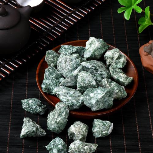 Fashion Decoration Green Spot Stone irregular Sold By PC