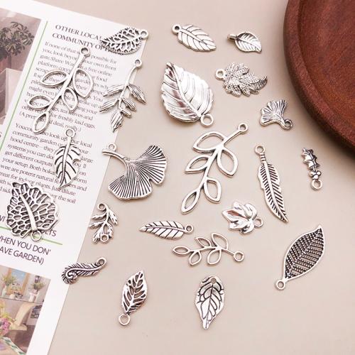 Zinc Alloy Pendants DIY Sold By PC