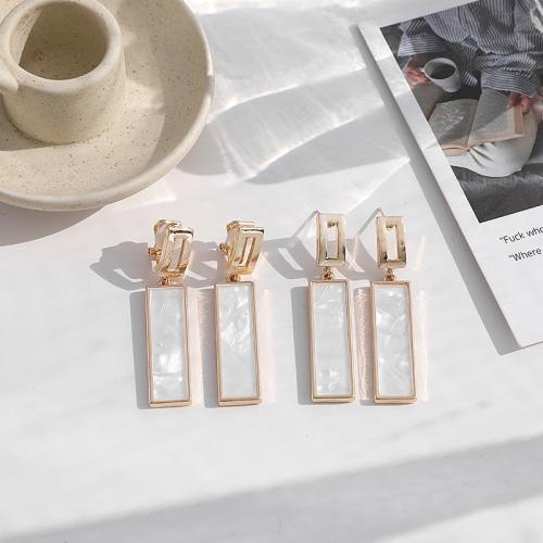 Zinc Alloy Drop Earrings with Resin fashion jewelry & for woman Sold By Pair