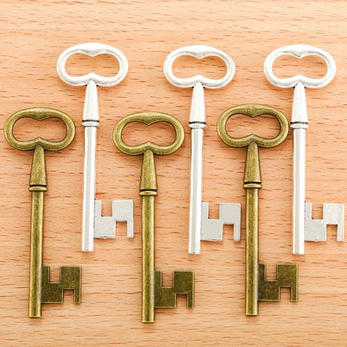 Zinc Alloy Key Pendants plated DIY Sold By Bag