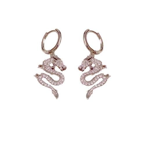 Boucles d'oreilles en laiton zircon cubique pavent, dragon, Placage, bijoux de mode & pavé de micro zircon, plus de couleurs à choisir, protéger l'environnement, sans nickel, plomb et cadmium, 12x33mm, Vendu par paire