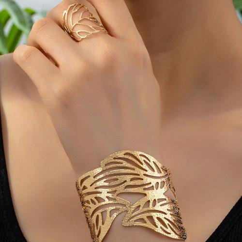 Zinc Alloy Jewelry Sets cuff bangle & finger ring plated for woman gold Sold By Set