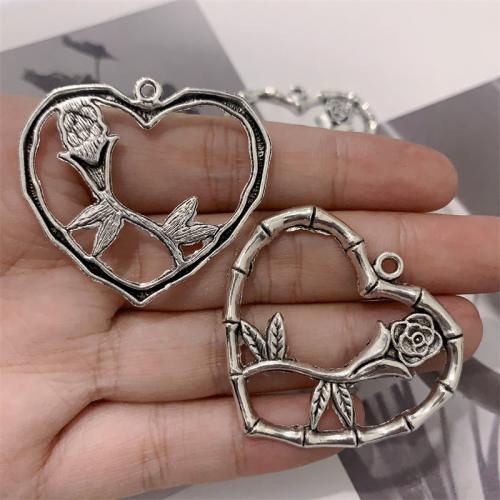 Zinc Alloy Heart Pendants antique silver color plated DIY Sold By Bag